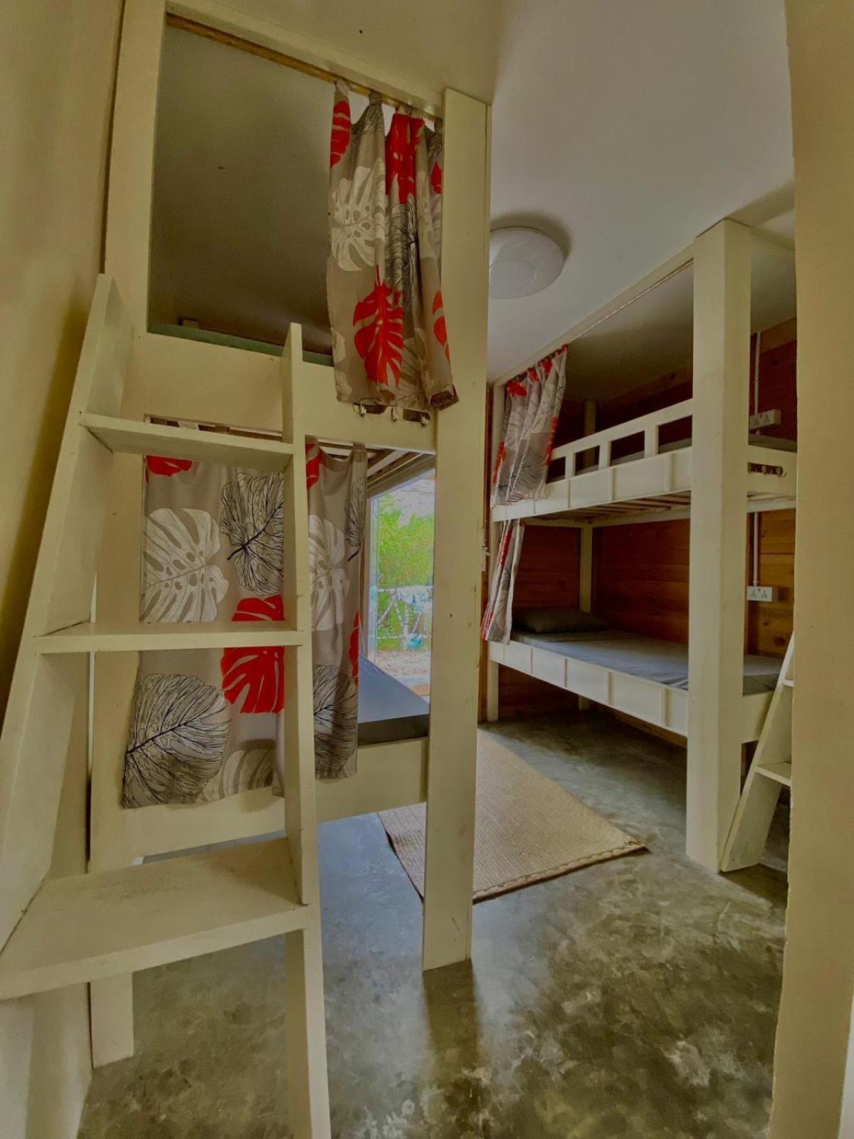Jambiani Backpackers Hostal *