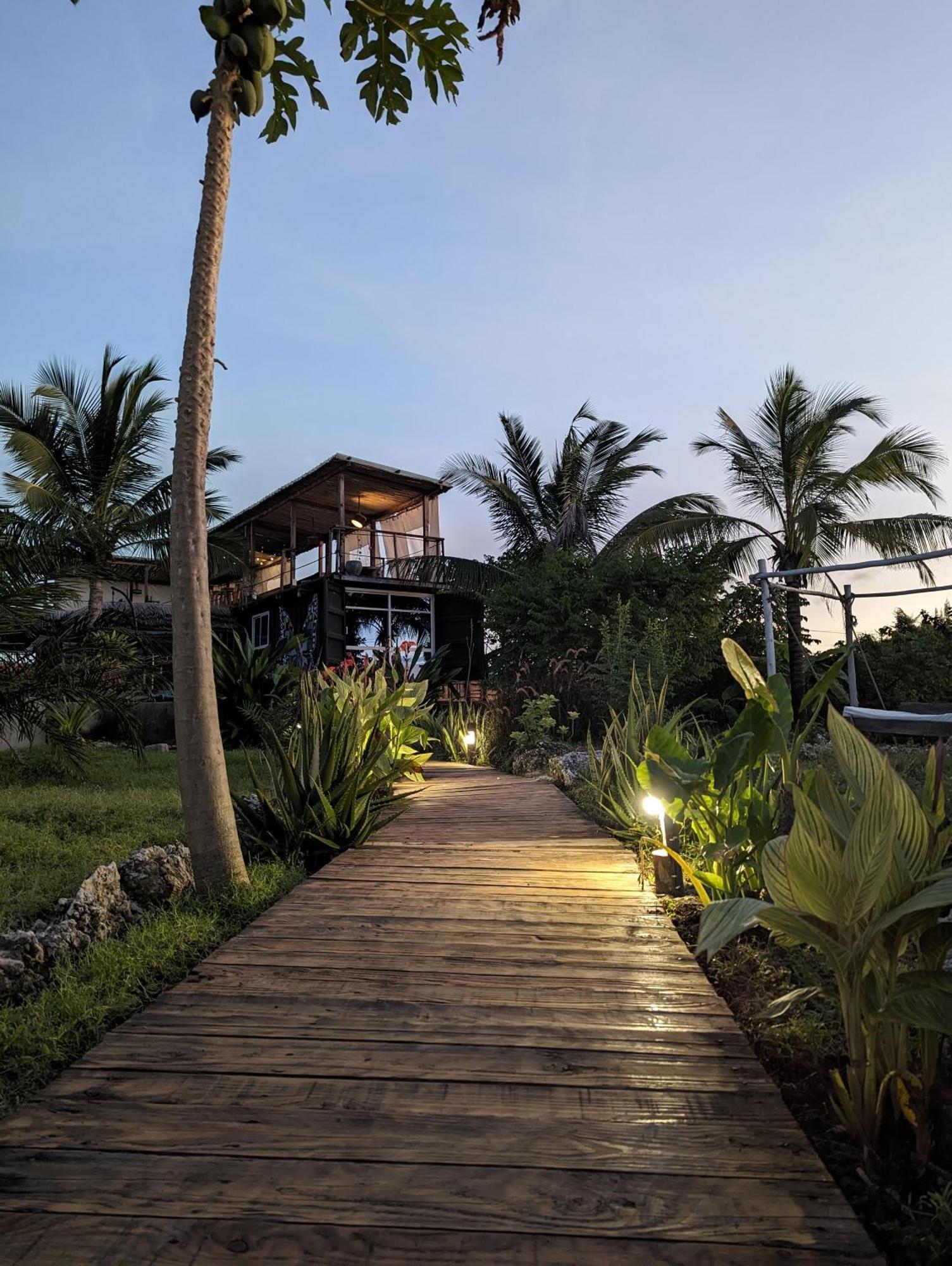 Jambiani Backpackers Hostal *
